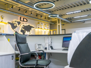 Менеджер по сопровождению клиентов