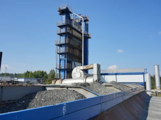 На новом асфальтобетонном заводе установлены газовые краны LD