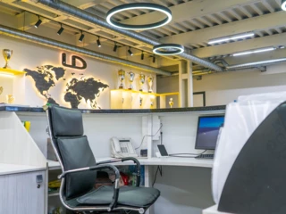 Менеджер по сопровождению клиентов