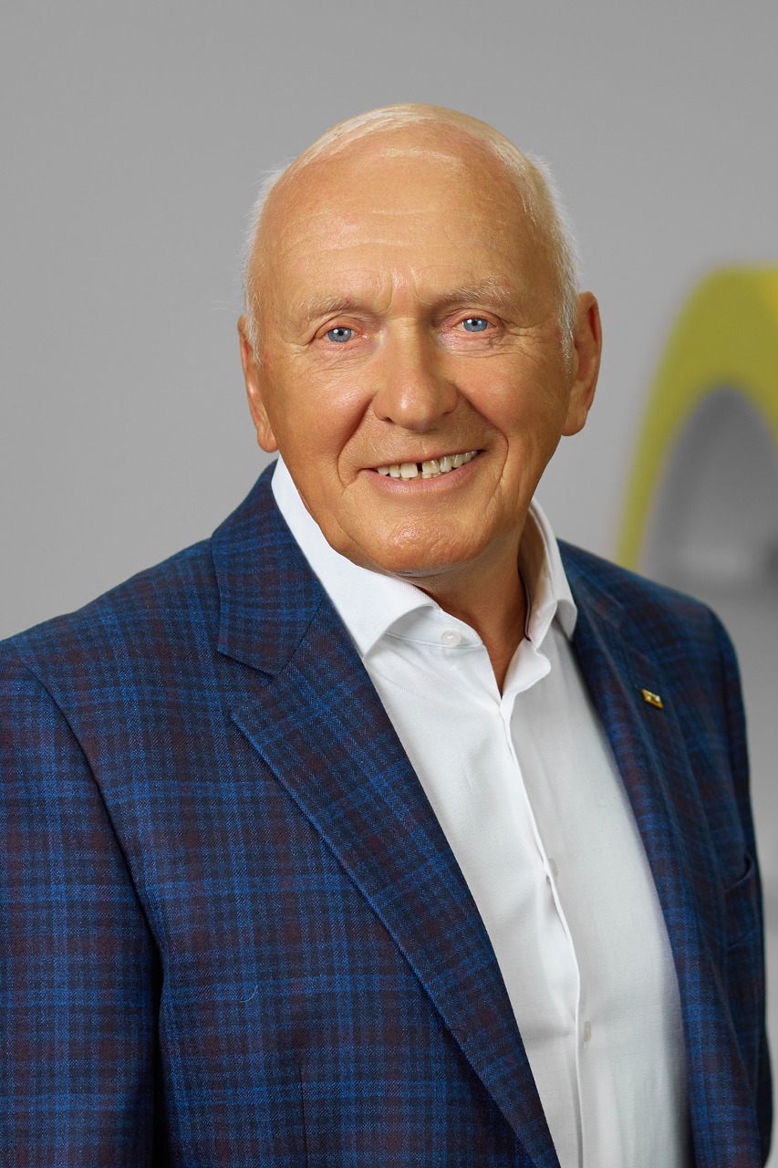 1 ноября свой день рождения отмечает основатель группы компаний ЛД Александр Петрович Невский