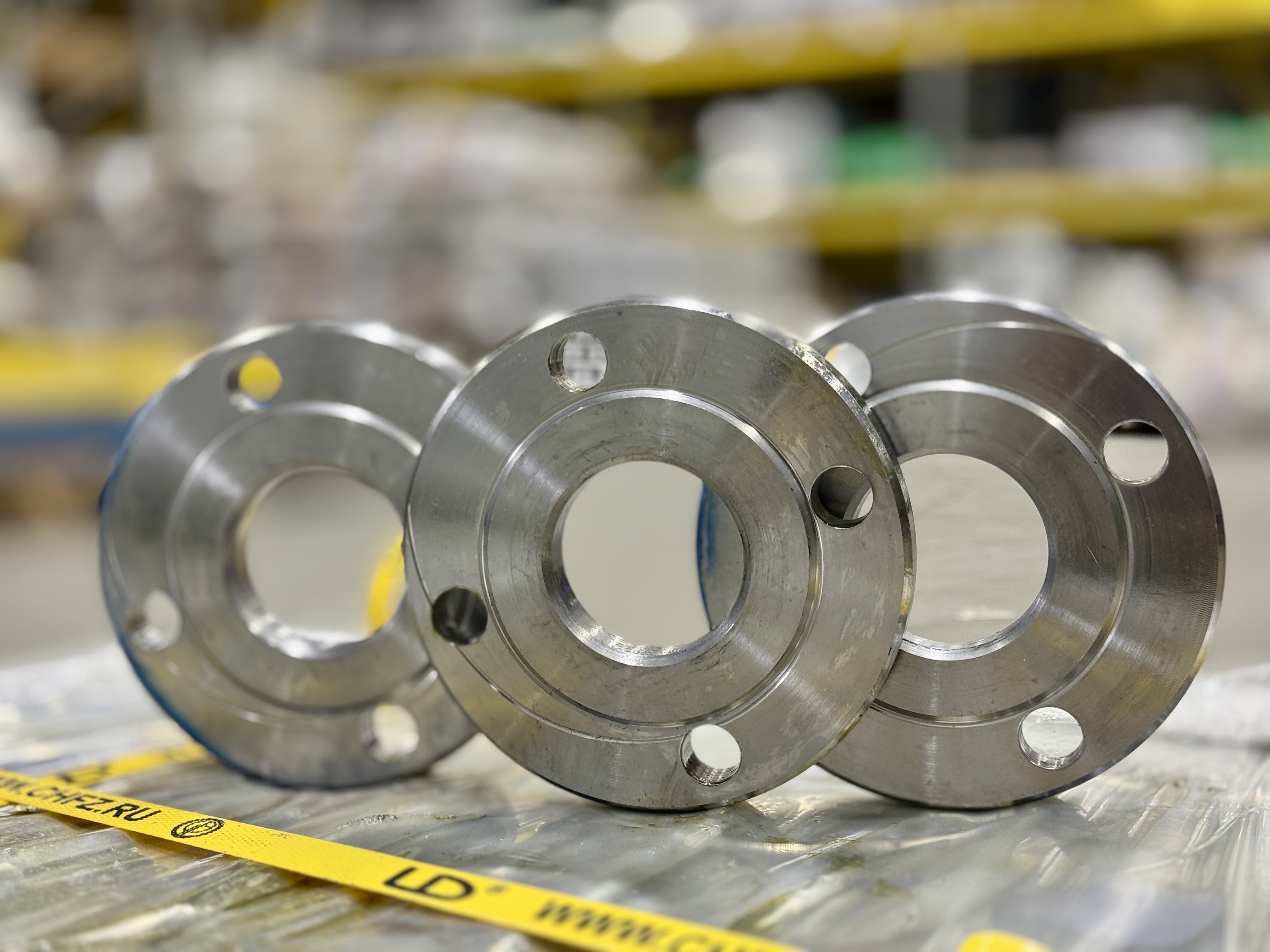 Фланцы LD из стали 09Г2С по ГОСТ 33259 в наличии